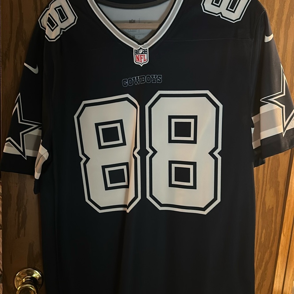 NWOT NIKE NFL DALLAS COWBOYS JERSEY